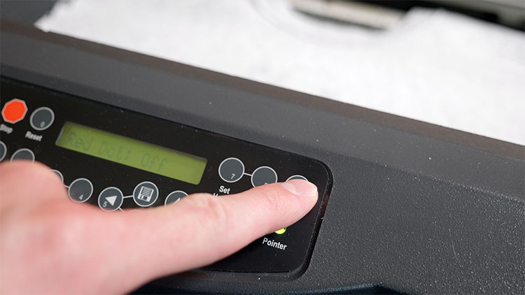 Alfex_turning-red-dot-pointer-on